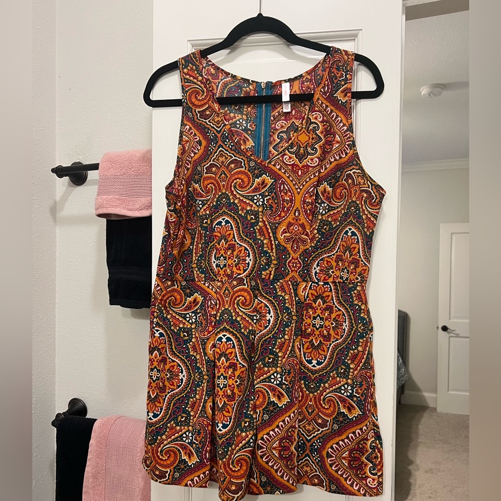 Paisley Romper! Sz L